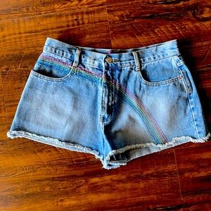 Vintage rainbow 🌈embroidered zana di shorts size 13/14